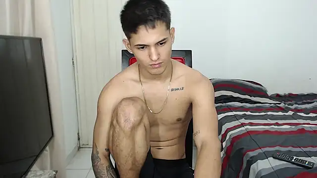 Alex_mojica live sex cam