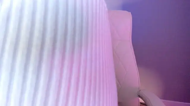 akura011 live sex cam