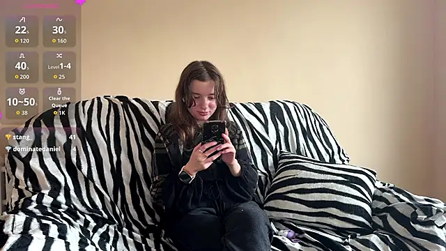 BunkedTempter live sex cam