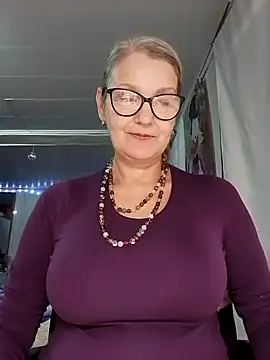 irinamaux live sex cam