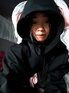 Lynly_k2 live sex cam