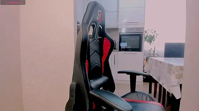 AyaMoon's Stripchat show and profile