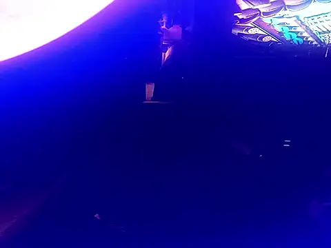 j_hollywood91 live sex cam