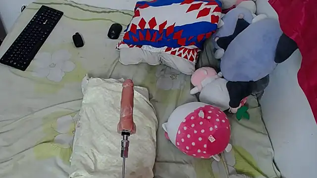 lucky_stricke live sex cam