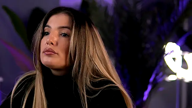 KellyMathews live sex cam