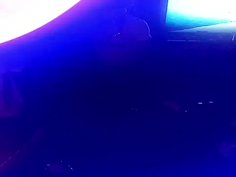 j_hollywood91's cam snapshot