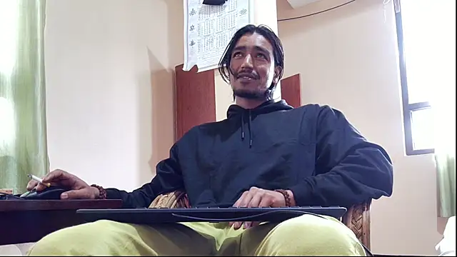 Gre3k_god's cam snapshot