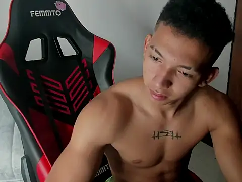 JuanchiT66's cam snapshot