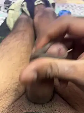 chocolate_boy45's cam snapshot