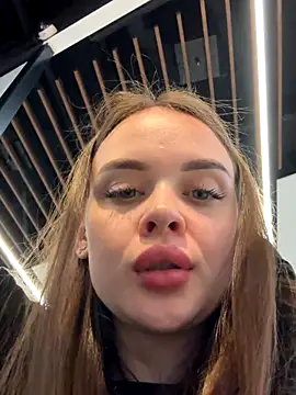 KristiRich live sex cam