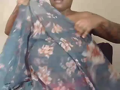 LICKABLETASH98 live sex cam