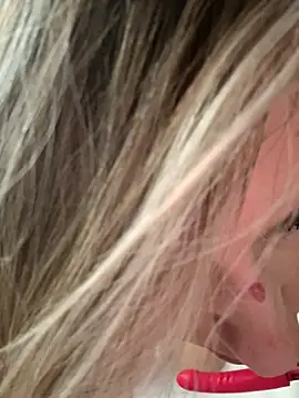 lola_tentatiion live sex cam