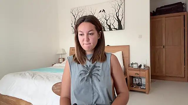 Nelly_Fischer's Stripchat show and profile