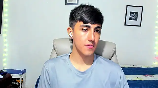 babymaik live sex cam