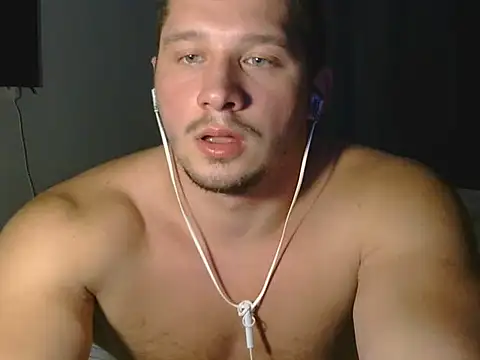 LionEdwin's cam snapshot