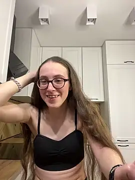 MartiniiSelenna live sex cam