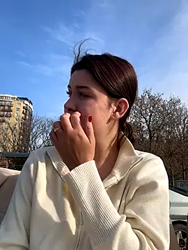 KikiWatson live sex cam