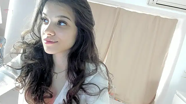 BabyAylin live sex cam