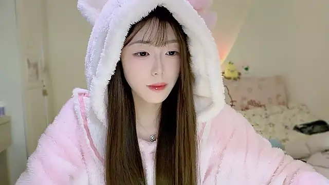 Onecutelittle live sex cam