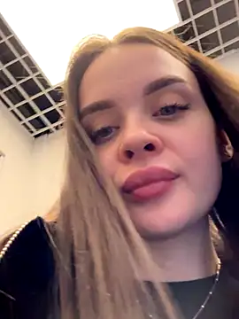 KristiRich live sex cam