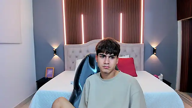 Tommy18__ live sex cam