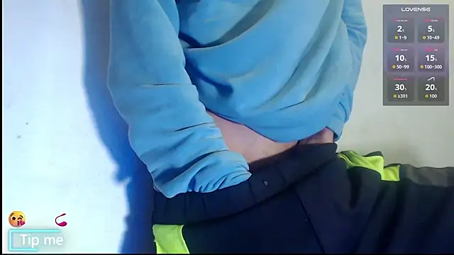 GrayHornyX live sex cam