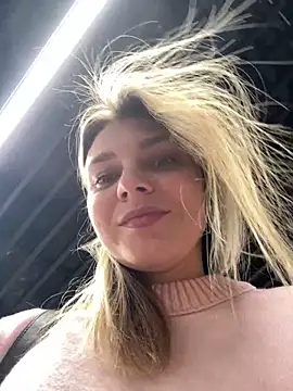 ValenciaShock live sex cam