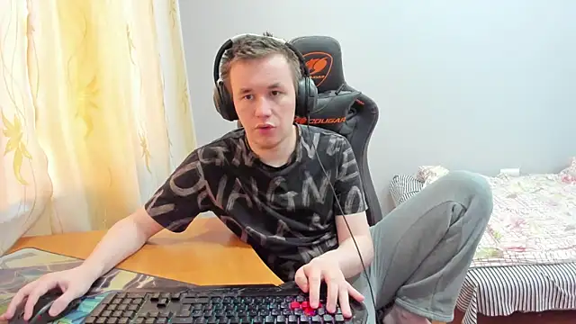 iliaskrislove live sex cam