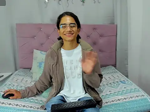 EthanBlackwoodd live sex cam