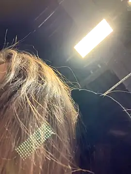 KristiRich live sex cam