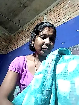 Savita992 live sex cam