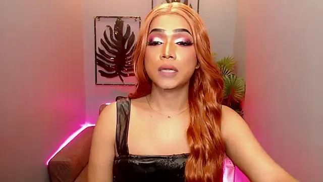 GwennGoddess live sex cam