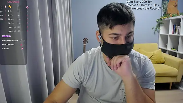 Tomguys live sex cam