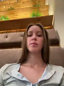 ElliRose live sex cam