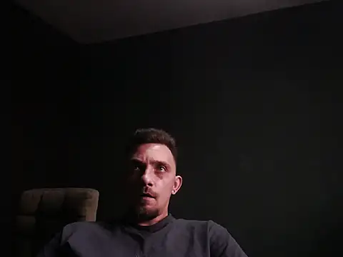 guesswhatbitch live sex cam