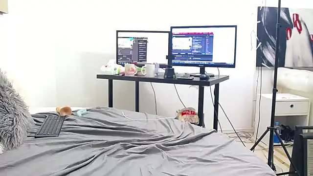 DesireeAnn live sex cam