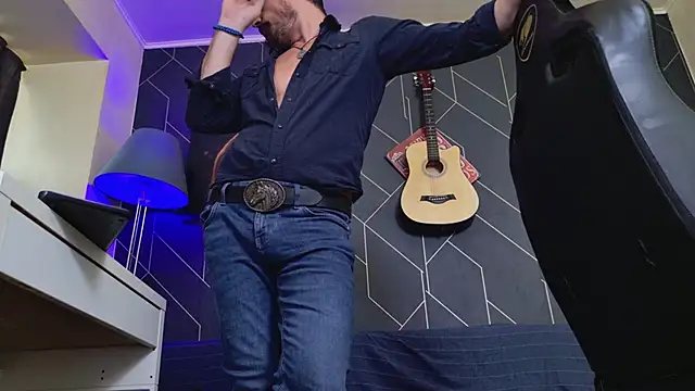 ChrisKox live sex cam