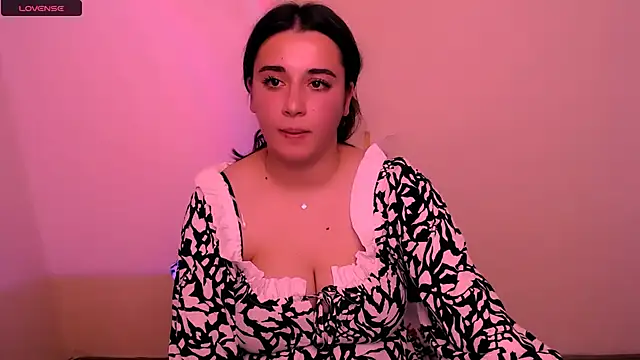 AlinaDoll_ live sex cam