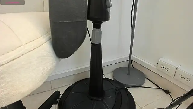 sheinny_brown live sex cam