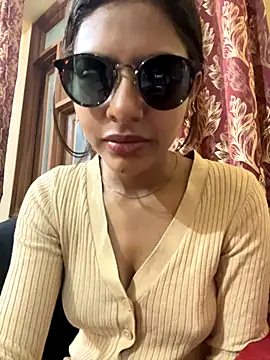 sexyayeshadesi live sex cam