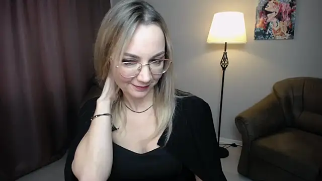 Ava_Elior live sex cam