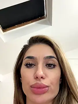 KaseyQuinn_ live sex cam