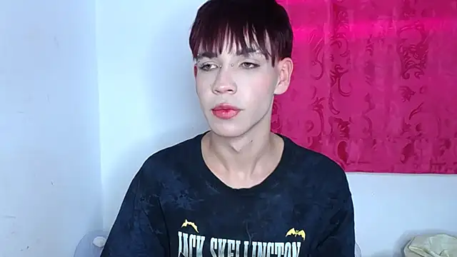 lucky_stricke live sex cam