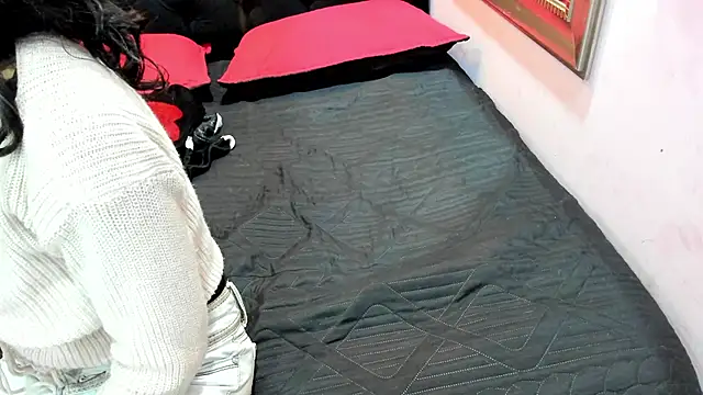 karolinee_66_ live sex cam