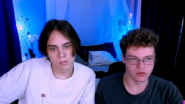 lucas_long_'s cam snapshot