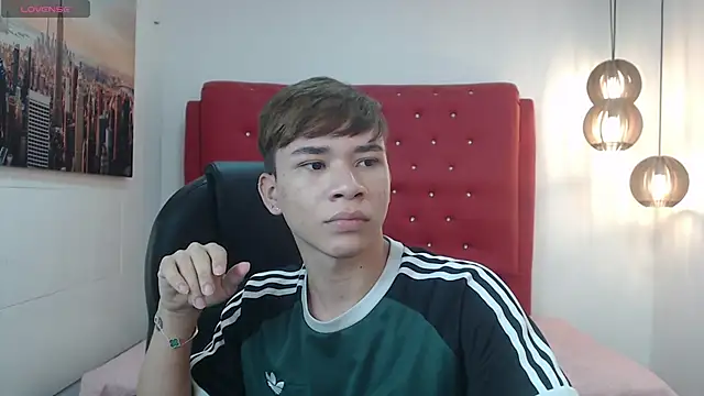 nathanclay's cam snapshot