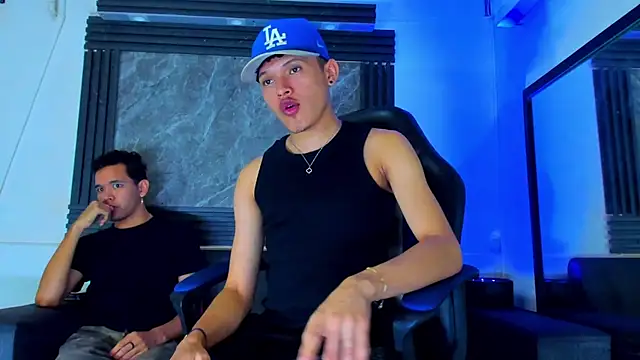 jeremytonner live sex cam