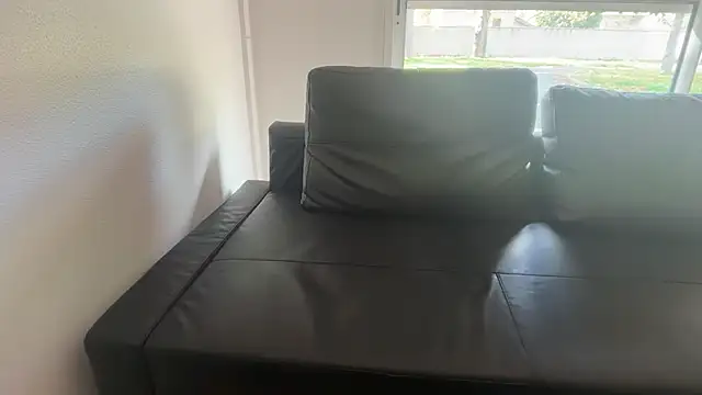 Thom422 live sex cam