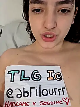 abrilour live sex cam