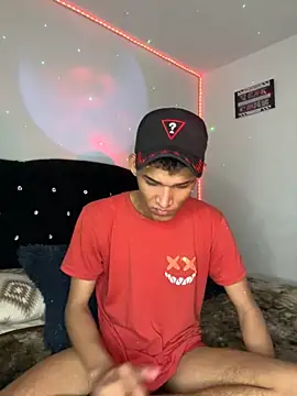 Luigi_cumming1's cam snapshot